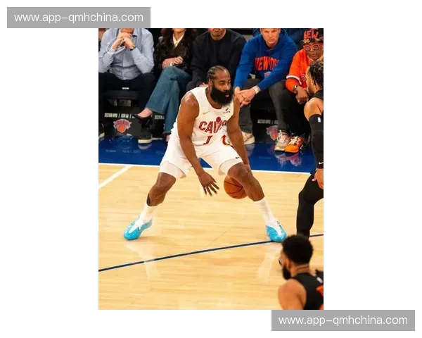 尼克斯横扫骑士在即，哈登失误创季后赛纪录，米切尔无计可施_1_NBA